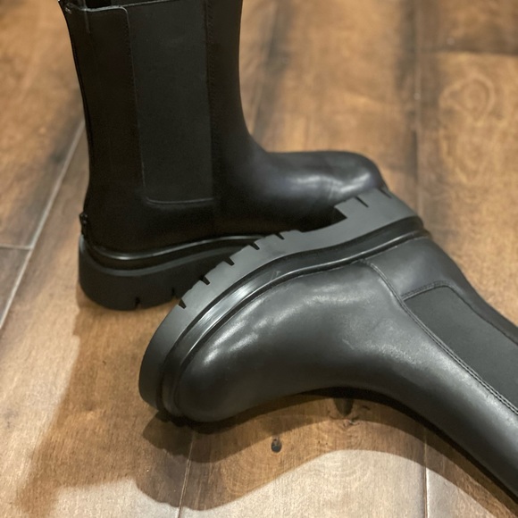 ALDO Maple Lug sole boots NWOT